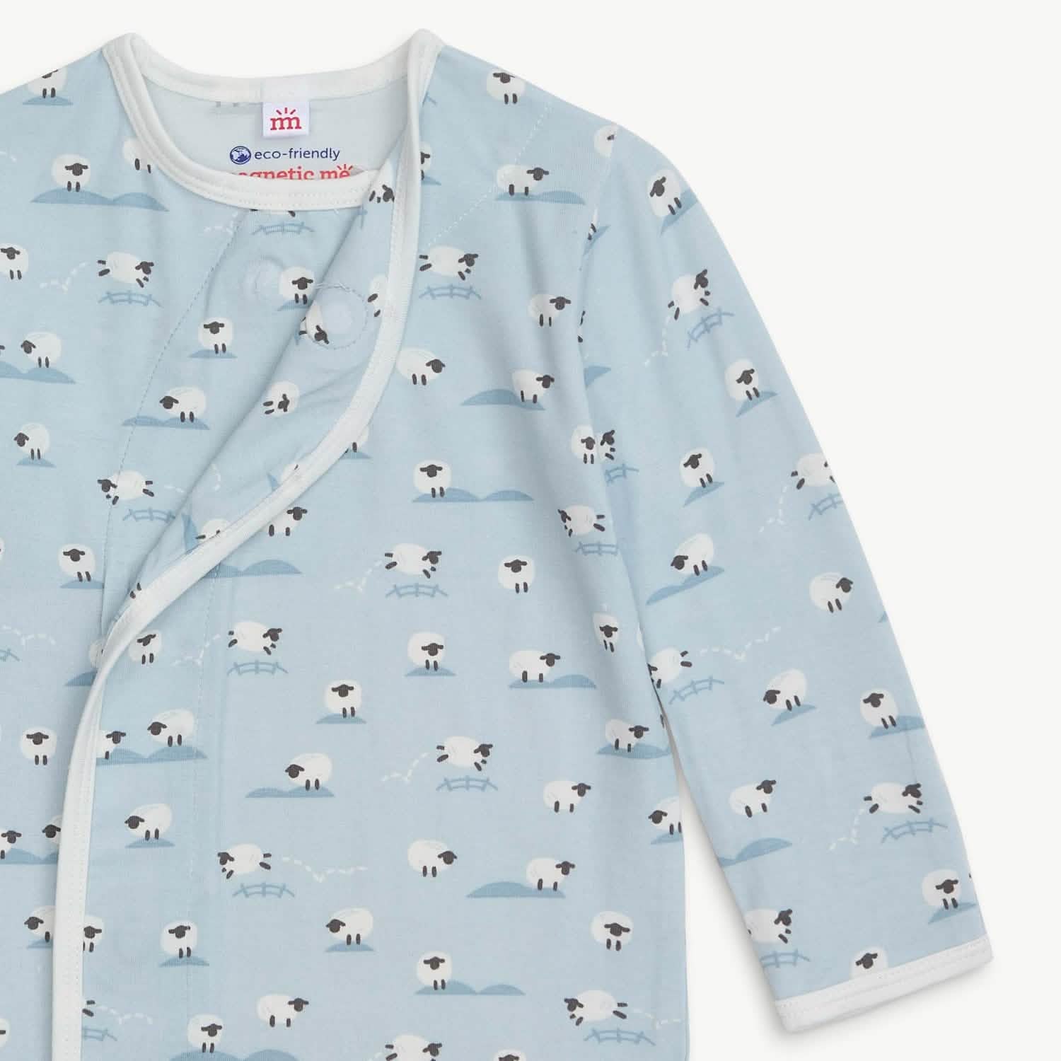 Magnetic Gown & Hat Set - Image 3