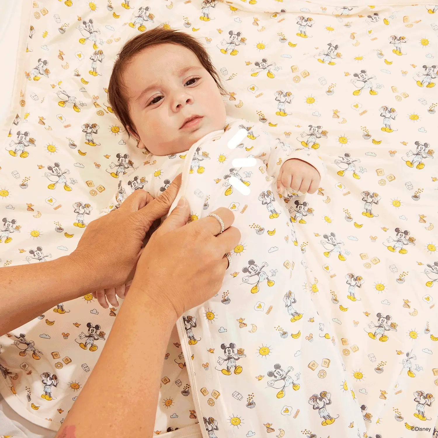 Magnetic Gown & Hat Set - Image 6