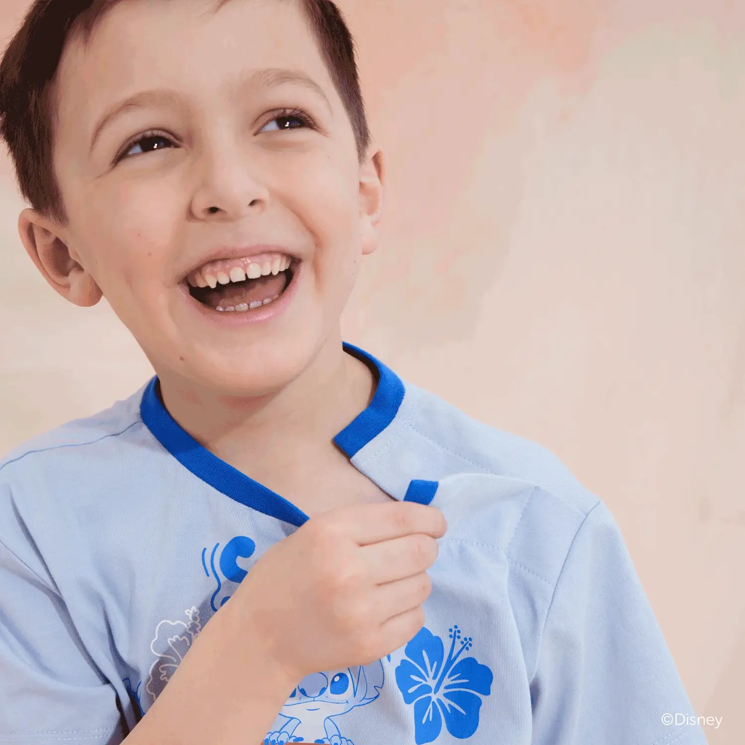 Magnetic T-Shirt - Image 5