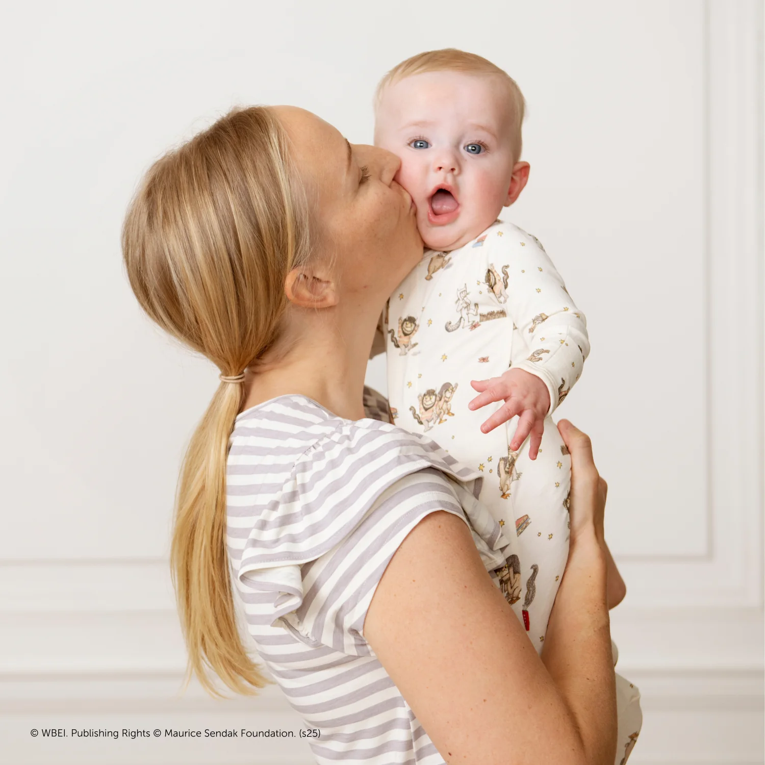 Women's Magnetic Jogger PJ Set - Image 4